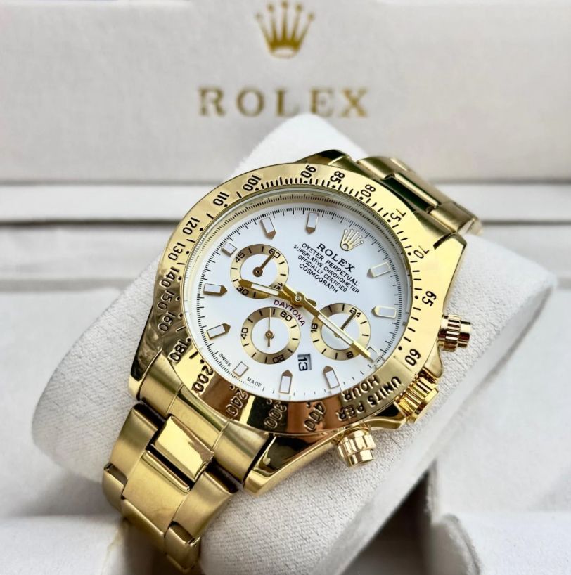Rolex Daytona Dorado Fondo Blanco