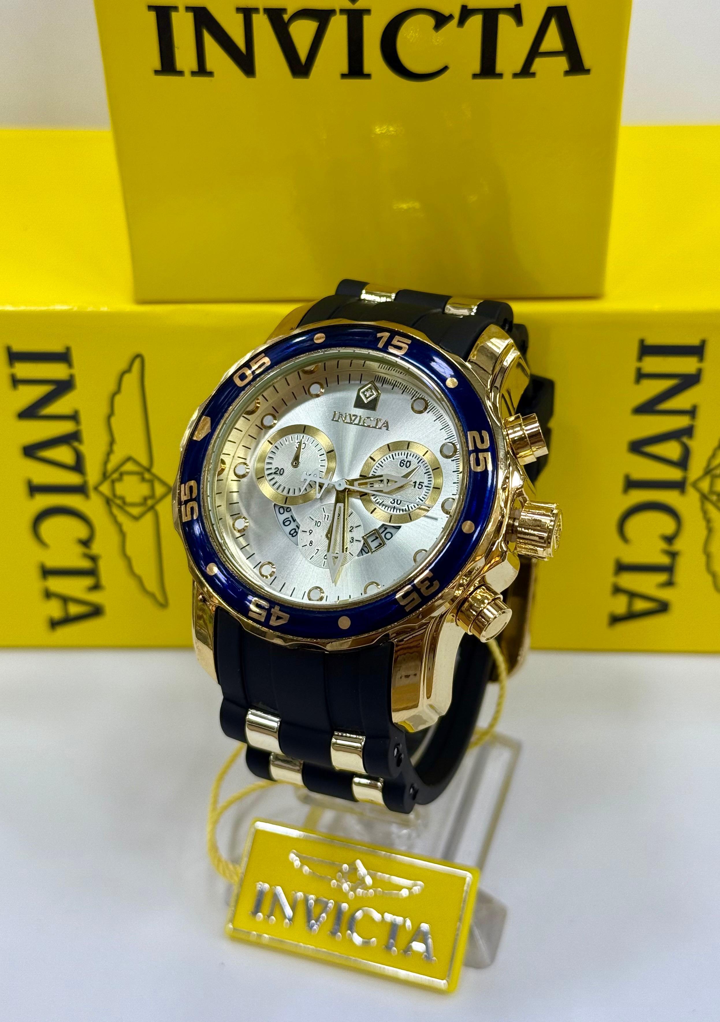 Invicta Pro Diver Negro Fondo Blanco