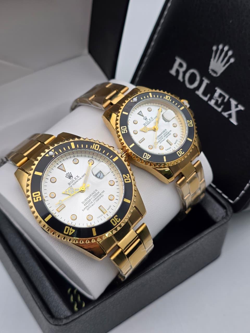 Pareja submariner - dorado fondo blanco